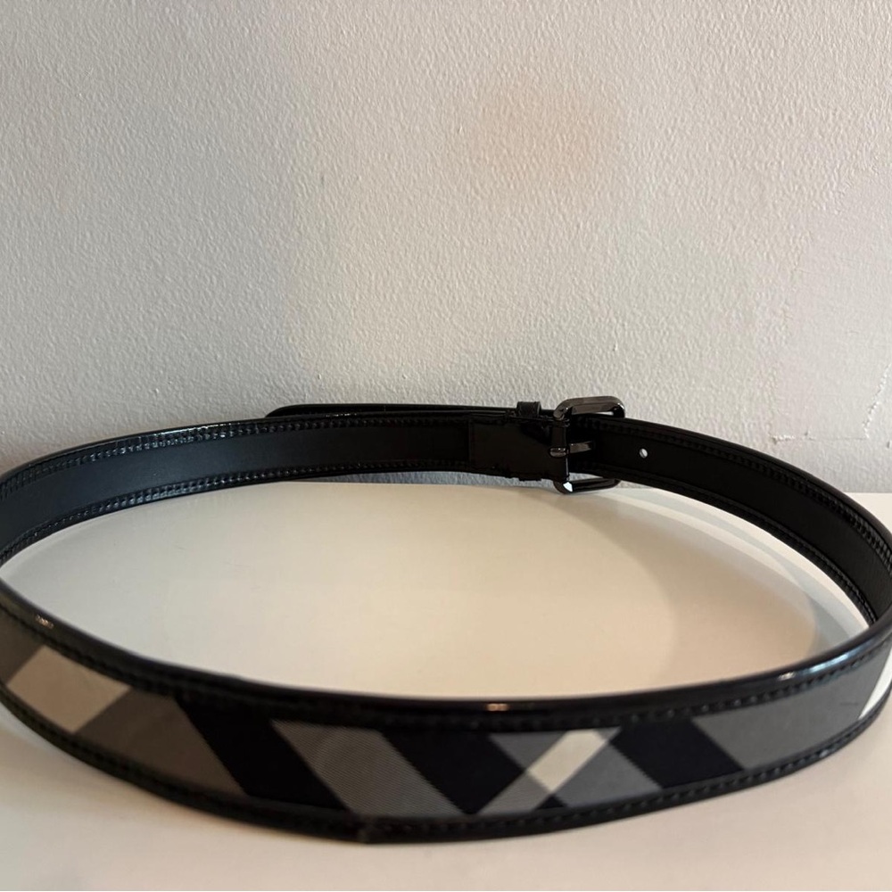Burberry Black and Gray Women's Belt
